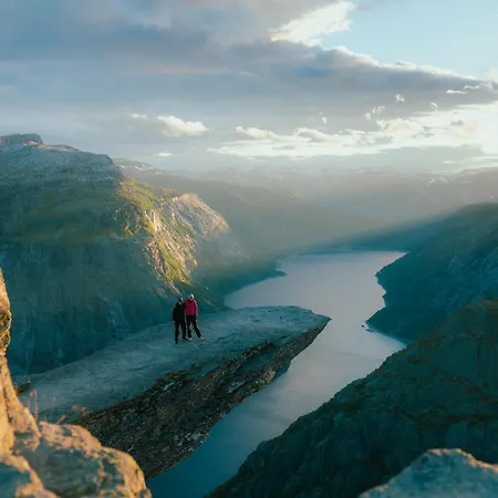 Trolltunga Atmosphere 오다