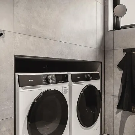 Trolltunga Atmosphere